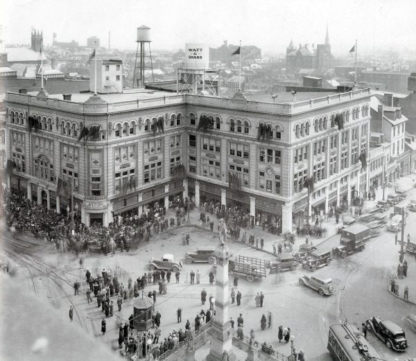 C. Emlen Urban: Watt & Shand Department Store Building at Penn Square ...